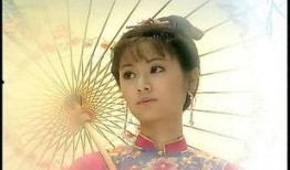 国产情侣第一页